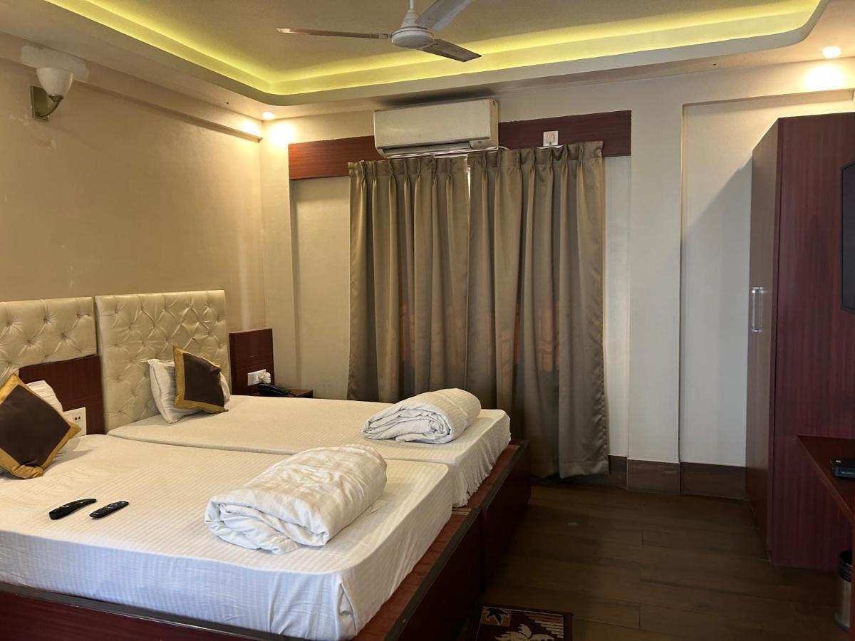 The Aster Enclave Hotel Calcutta Extérieur photo